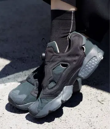 Reebok INSTAPUMP 펌프 퓨리 emmi 24.0cm