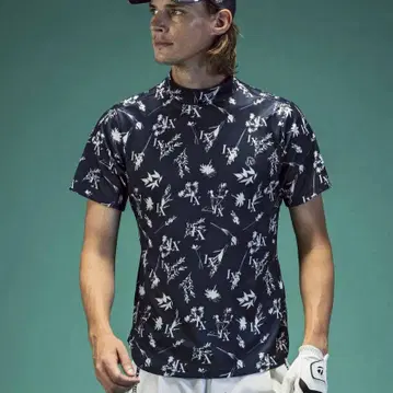 [새상품] LUXEAKMPLUS 보타니컬 반팔 모크넥 L 사이즈 네이비