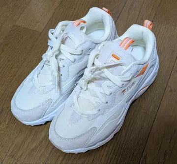 FILA 휠라 레이 트레이서 스니커즈 ray tracer