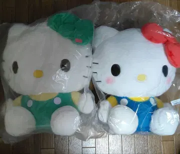 헬로키티 봉제 인형 2개 세트