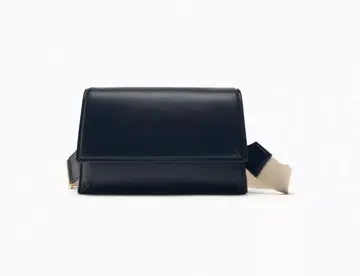 ZARA 플랩 크로스바디 백 숄더백