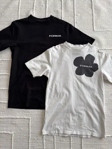 FORMA Tee 2매 세트 포커즈