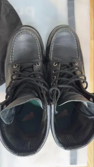 Red Wing 6' Moc Toe 8130