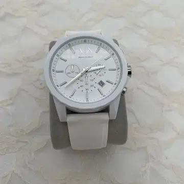ARMANI EXCHANGE 화이트 크로노그래프 시계