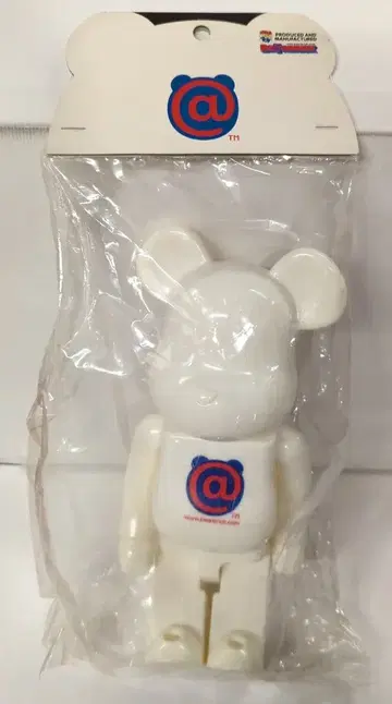 MEDICOMTOY 베어브릭 400% 도트콤 모델