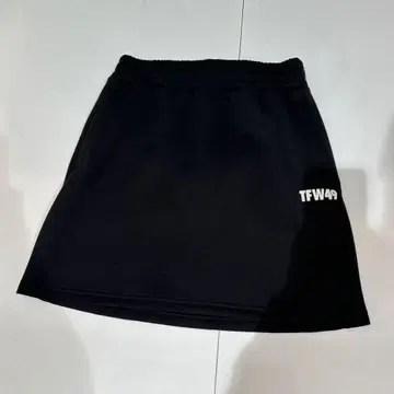 새상품 TFW49 블랙 스웨트 스커트