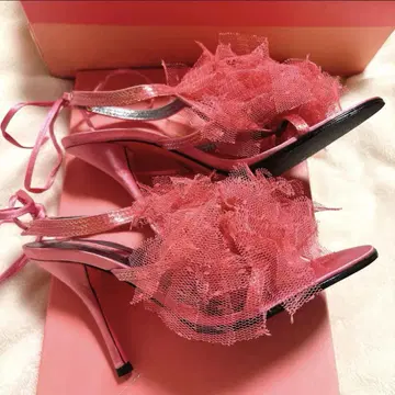 BETSY JOHNSON 베Betsy Johnson 하이힐 새상품급