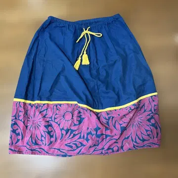 차이하네 스커트