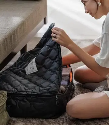 FORME 히가시하라 아키 퀼팅 트래블 파우치 Large
