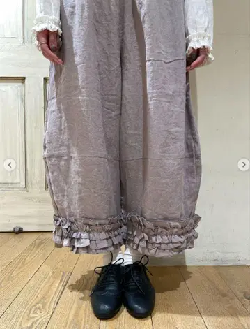 사만사 모스모스 타치카와 한정 밑단 프릴 코쿤 팬츠