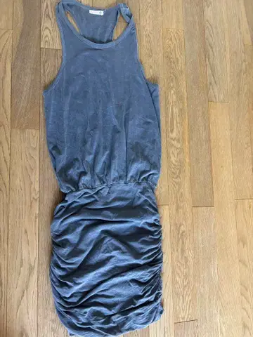 Sundry 그레이 슬리브리스 미니 원피스