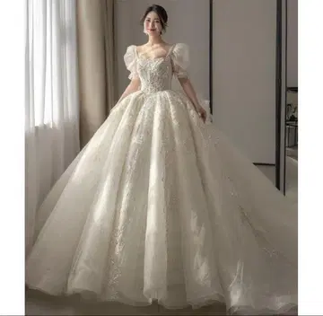 반짝이는 웨딩 드레스 한국 스타일 퍼프 슬리브