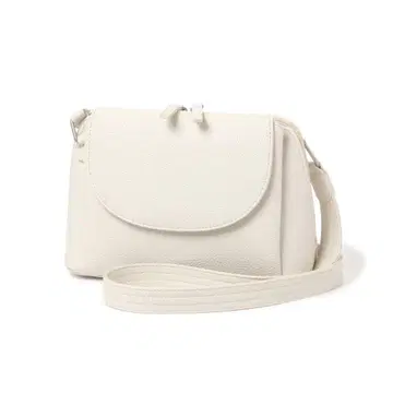 몸이 기뻐하는 인조 가죽 숄더 11월 11일까지 700엔 가격 인하