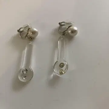 귀걸이 그레이스 콘티넨탈에서 구매 시착만 한 상품