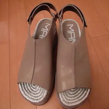 MANA 볼륨 밑창 주트 샌들 36