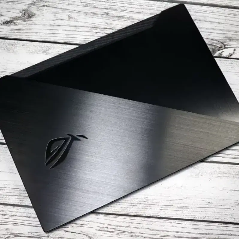 ASUS 아수스 게이밍 노트북 (라이젠9/240Hz/램 16GB)