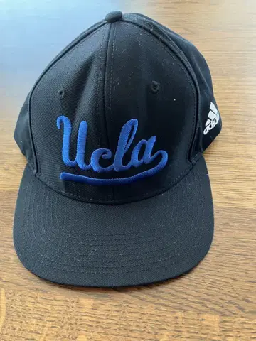 아디다스 캡, Ucla 로고