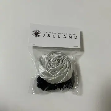 3대째 로즈 스크런치/WHITE ETS 한정판