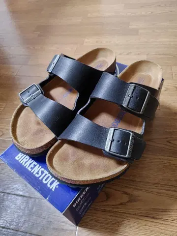 BIRKENSTOCK 애리조나 오일드 가죽 블랙