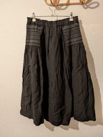 츠하루 사이드 스모킹 린넨 스커트