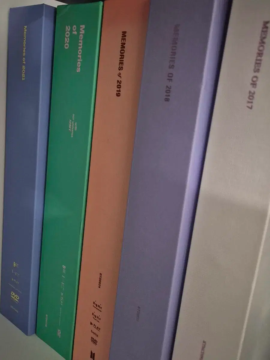 Bulk 5 pieces 2017, 2018, 2019, 2020, 2021 Bangtan Memories