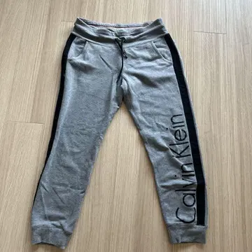 Calvin Klein 그레이 스웨트 팬츠 M 사이즈