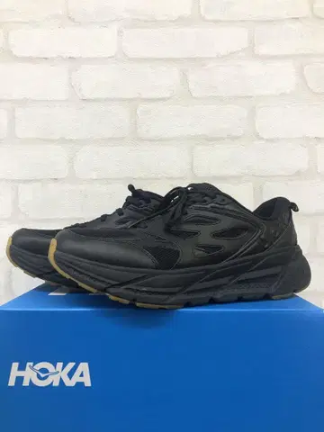 HOKA 호카 클리프톤 L 애슬레틱