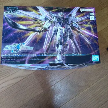 HG 1/144 마이티 스트라이크 프리덤 건담
