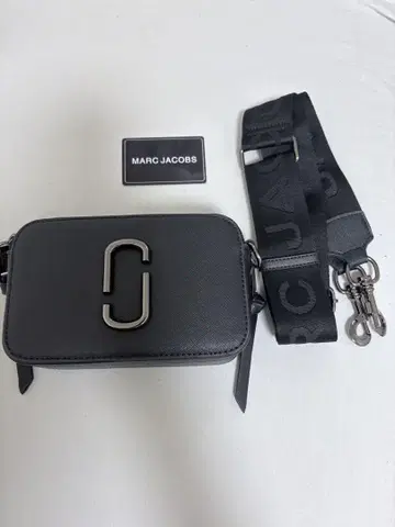 MARC JACOBS 블랙 숄더백