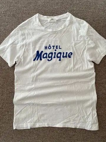 hotel magique/모트 하우스 도쿄 T셔츠