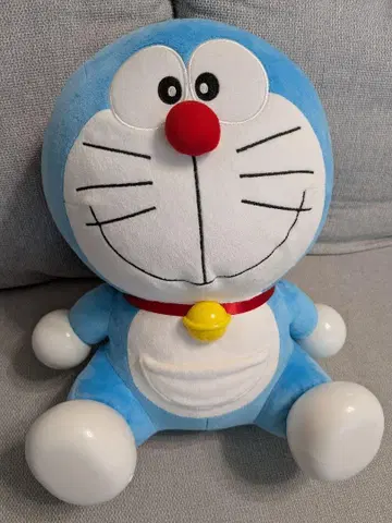 말하는 도라에몽 봉제 인형