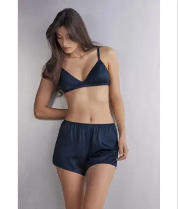 Intimissimi 실크 숏 팬츠 S