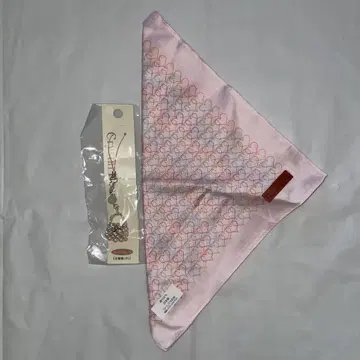 미사용 새상품] blossoming 하트 무늬 손수건과 키링 세트