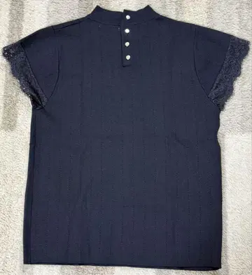 [미사용 새상품급] BEAMS HEART 스탠 칼라 니트탑 네이비