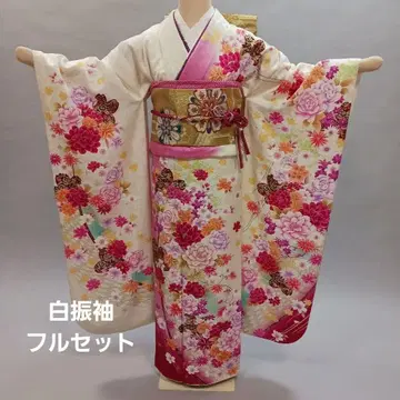 흰색 바탕 꽃무늬 후리소데 풀세트
