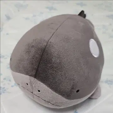 그레이 고래 봉제 인형