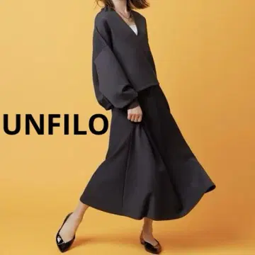 새상품급 UNFILO 안피로 더블 페이스 세미 플레어 스커트 XS