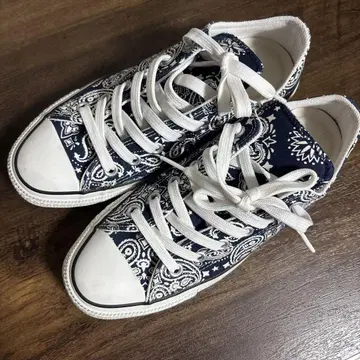 CONVERSE ALL STAR 반다나 패턴 스니커즈