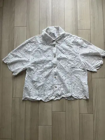 ZARA 레이스 상의 M 사이즈
