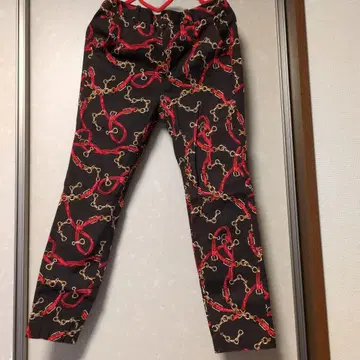 ZARA BASIC 체인 패턴 슬랙스