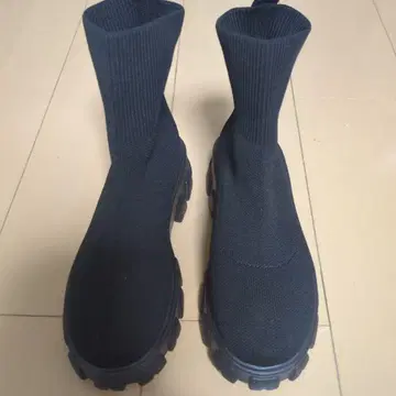 블랙 사이드 고어 부츠 통굽 니트