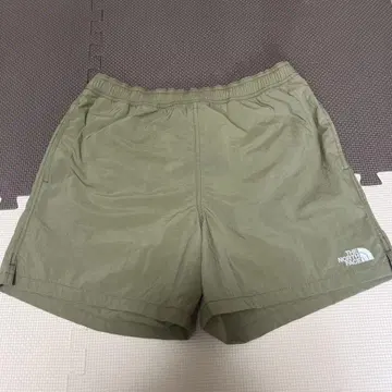 THE NORTH FACE Versatile Short L 클래식 카키