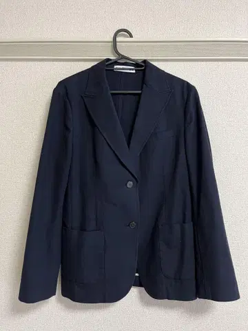 유니클로 네이비 테일러드 자켓