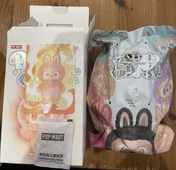 POP MART THE MONSTERS 라부부 에너지 HAPPINESS