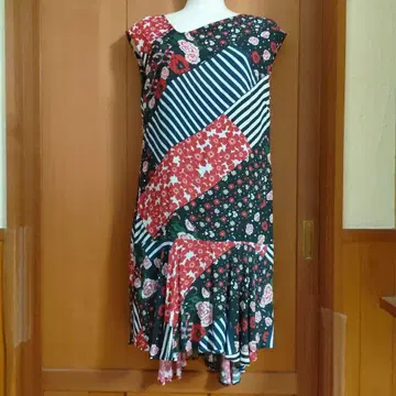 Desigual 플라워 패치워크 슬리브리스 튜닉 38