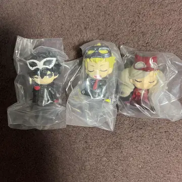 어깨 쿵 Fig. 페르소나 5 더 로얄