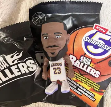 NBA Ballers series 1 레브론 제임스 피규어