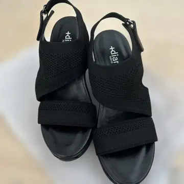 +diana 컴포트 샌들 23.5cm 블랙