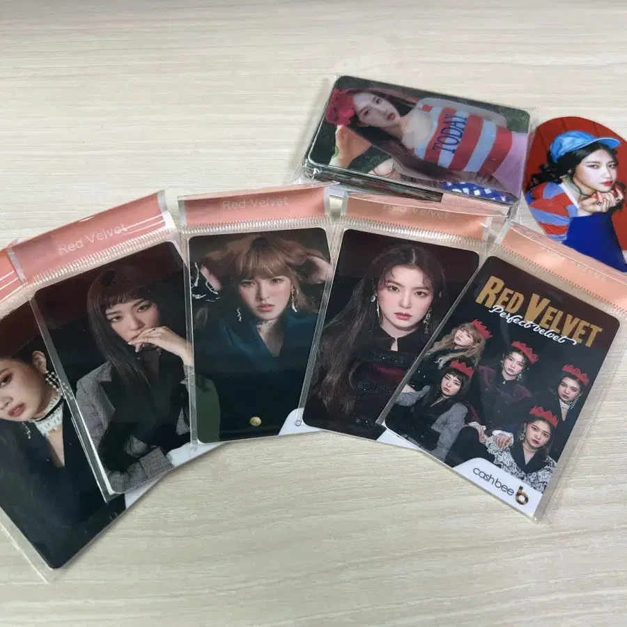 RED VELVET | 레드벨벳 Red Velvet Transportation Card on