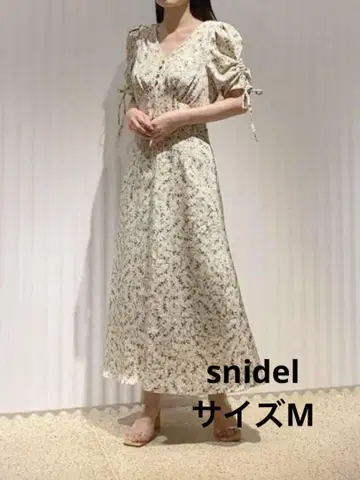 SNIDEL 전개 머메이드 프린트 원피스